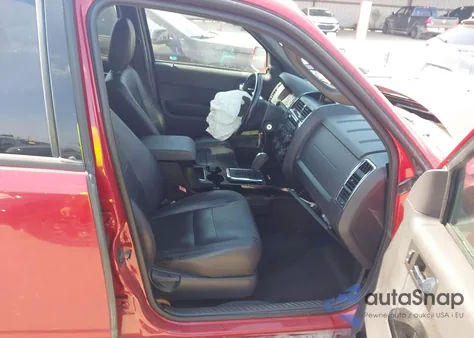 2010 Ford Escape Limited из США, поврежденный, VIN 1FMCU0EG0AKC71763